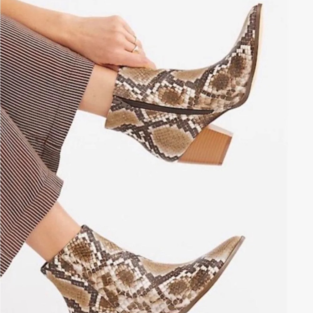 Coconuts by Matisse Brown and Black Ankle Boots